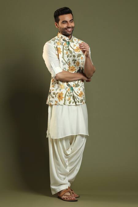 Kora By Nilesh Mitesh_Beige Silk Blend Bird, Floral Printed Bundi And Kurta Set_Online_at_Aza_Fashions