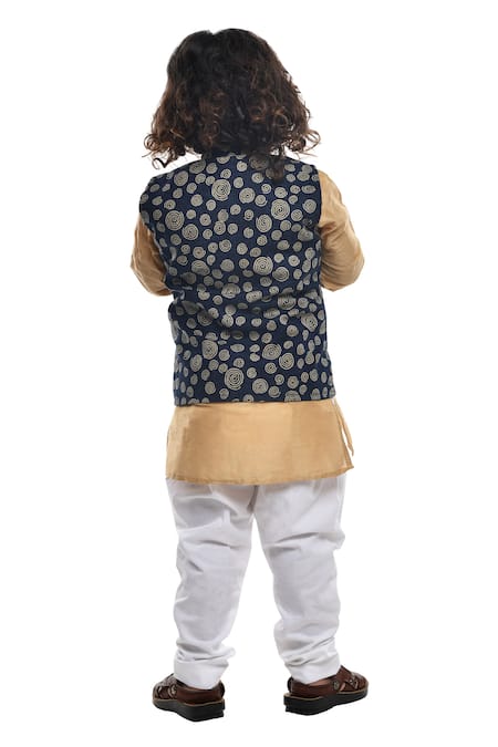 Shop APRICOTKIDS Blue , Satin Geometric Printed Bundi Kurta Set at Aza Fashions Shop_APRICOTKIDS_Blue , Satin Geometric Printed Bundi Kurta Set _at_Aza_Fashions