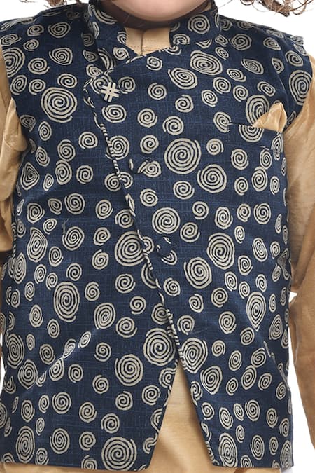 APRICOTKIDS Blue , Satin Geometric Printed Bundi Kurta Set Online at Aza Fashions APRICOTKIDS_Blue , Satin Geometric Printed Bundi Kurta Set _Online_at_Aza_Fashions