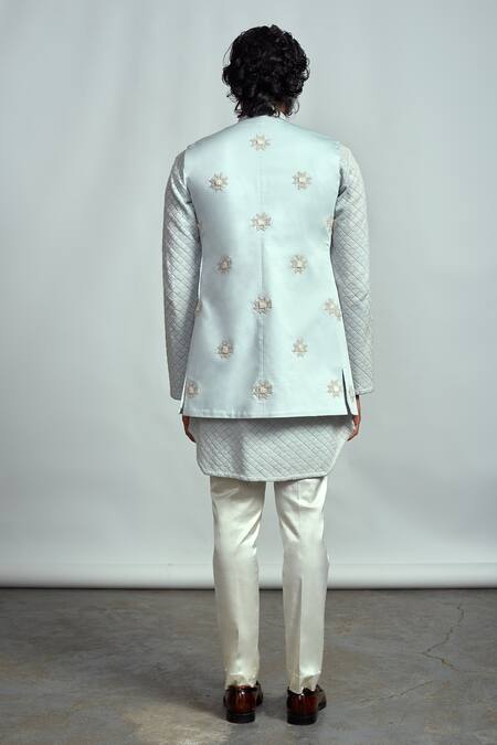 Shop_ARJUUN KILACHAND_Blue Cotton Embroidered Bundi And Kurta Set _at_Aza_Fashions