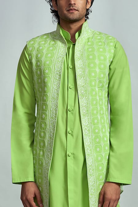 Buy Arjuun Kilachand Green Embroidered Bundi And Kurta Set Online at Aza Fashions Buy_Arjuun Kilachand_Green Embroidered Bundi And Kurta Set _Online_at_Aza_Fashions