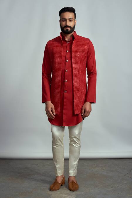 Arjuun Kilachand_Red Cotton Silk Embroidered Bundi And Kurta Set _Online_at_Aza_Fashions
