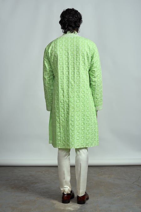 Shop Arjuun Kilachand Green Mul Cotton Chikankari Embroidered Kurta at Aza Fashions Shop_Arjuun Kilachand_Green Mul Cotton Chikankari Embroidered Kurta _at_Aza_Fashions