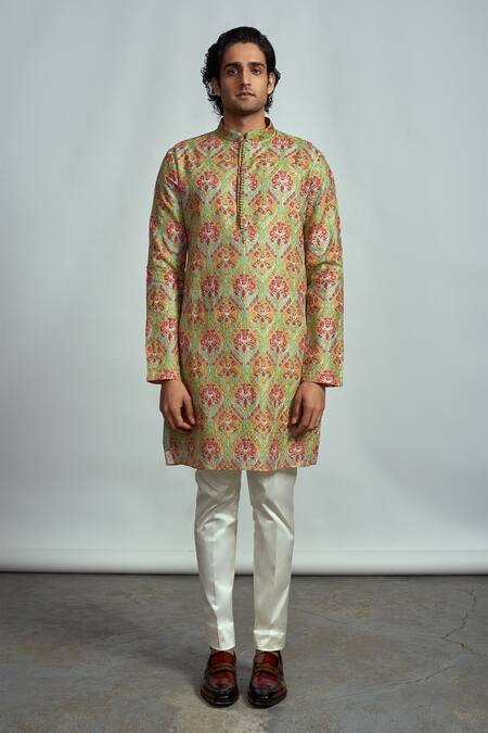 Arjuun Kilachand Green Silk Embroidered Kurta Online at Aza Fashions Arjuun Kilachand_Green Silk Embroidered Kurta _Online_at_Aza_Fashions