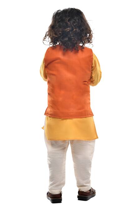 Shop APRICOTKIDS Orange , Satin Embroidery Bundi And Kurta Set at Aza Fashions Shop_APRICOTKIDS_Orange , Satin Embroidery Bundi And Kurta Set _at_Aza_Fashions