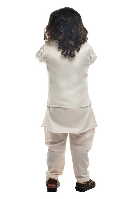 Shop APRICOTKIDS White , Satin Embroidery Silk Kurta Set at Aza Fashions Shop_APRICOTKIDS_White , Satin Embroidery Silk Kurta Set _at_Aza_Fashions