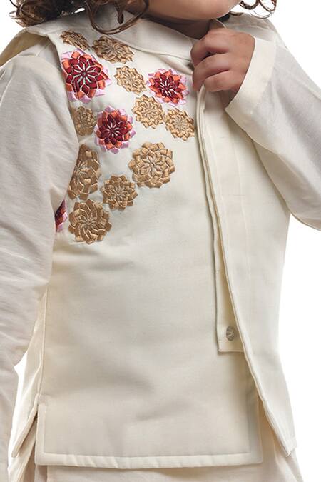 APRICOTKIDS White , Satin Embroidery Silk Kurta Set Online at Aza Fashions APRICOTKIDS_White , Satin Embroidery Silk Kurta Set _Online_at_Aza_Fashions