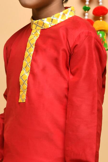 Buy APRICOTKIDS Red , Satin Gota Patti Silk Kurta Set Online at Aza Fashions Buy_APRICOTKIDS_Red , Satin Gota Patti Silk Kurta Set _Online_at_Aza_Fashions