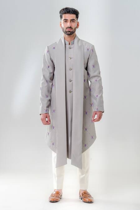 Amrit Dawani_Grey Silk, Cotton Embroidery Geometric Embellished Kurta With Trouser _Online_at_Aza_Fashions