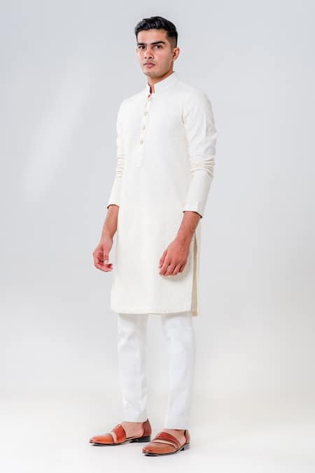 Amrit Dawani_Ivory Cotton, Silk Embroidery Lakhnavi Kurta With Pant _at_Aza_Fashions