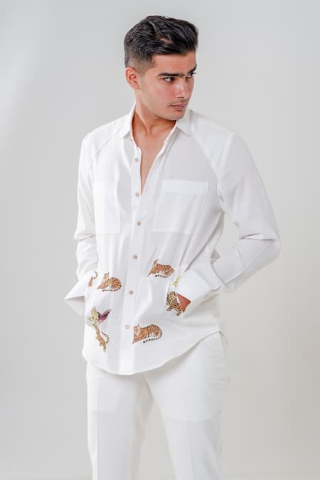 Amrit Dawani_White Cotton Embroidery Tiger Motif Hand Painted Shirt _at_Aza_Fashions
