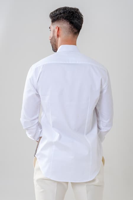 Amrit Dawani_White Cotton Warrior Motif Hand Painted Shirt _at_Aza_Fashions