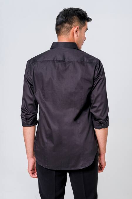 Amrit Dawani_Black Cotton Embroidery Skull Motif Hand Painted Shirt _at_Aza_Fashions