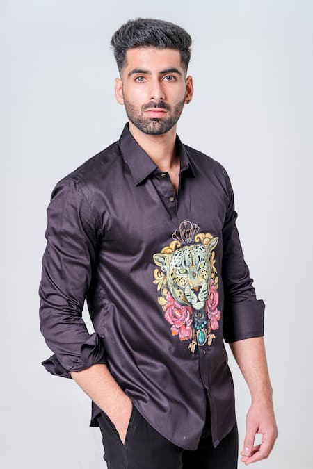 Amrit Dawani_Black Cotton King Lion Hand Painted Shirt _at_Aza_Fashions