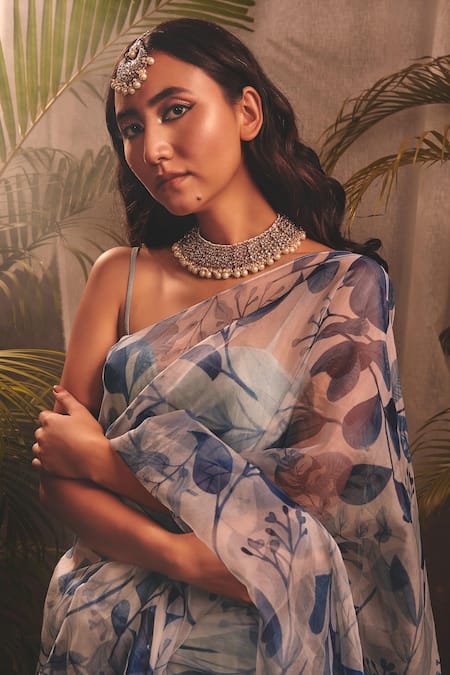 Shop_House Of Hiya_Blue Saree Organza Printed The Impassioned With Blouse Piece  _at_Aza_Fashions