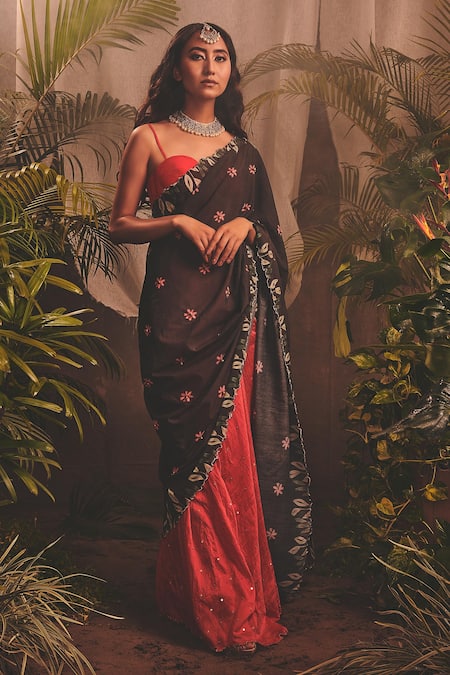 House of Hiya The Hex Chanderi Embellished Saree With Blouse Piece 