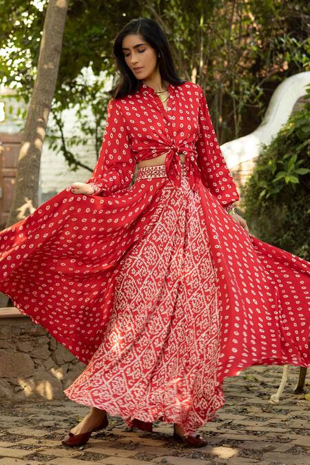 Basanti - Kapde Aur Koffee_Red Modal Satin Bandhani Print Mandarin Collar Lehenga Set_Online_at_Aza_Fashions