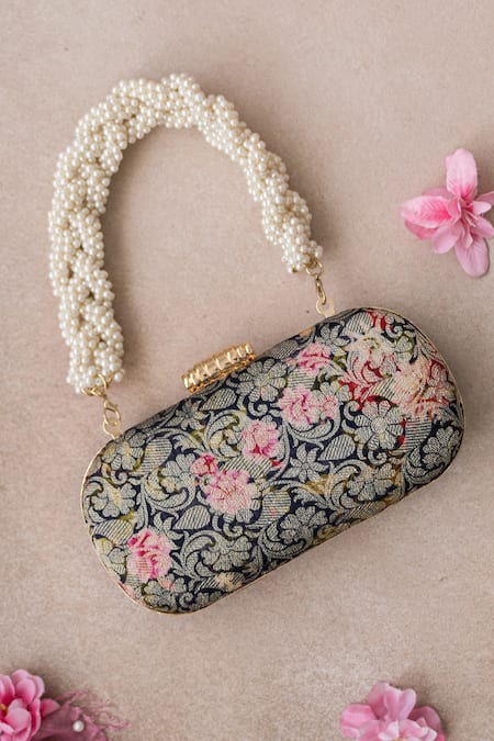 Amyra Elora Floral Woven Clutch 