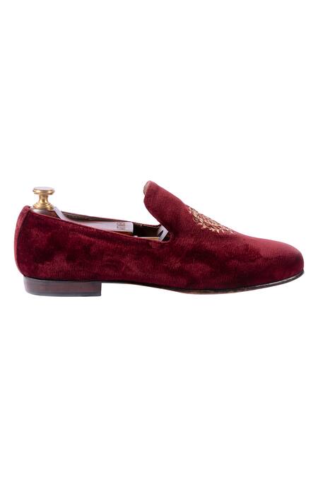 Artimen_Maroon Velvet Embroidered Loafers _Online_at_Aza_Fashions