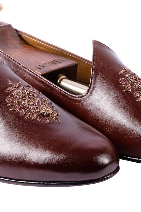 Shop_Artimen_Brown Handcrafted Embroidered Juttis _Online_at_Aza_Fashions