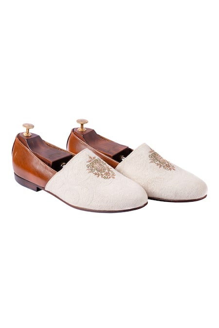 Artimen Handcrafted Embroidered Espadrilles 