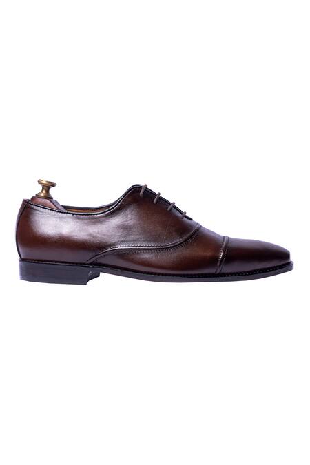 Artimen Brown Hand Painted Oxfords Online at Aza Fashions Artimen_Brown Hand Painted Oxfords _Online_at_Aza_Fashions