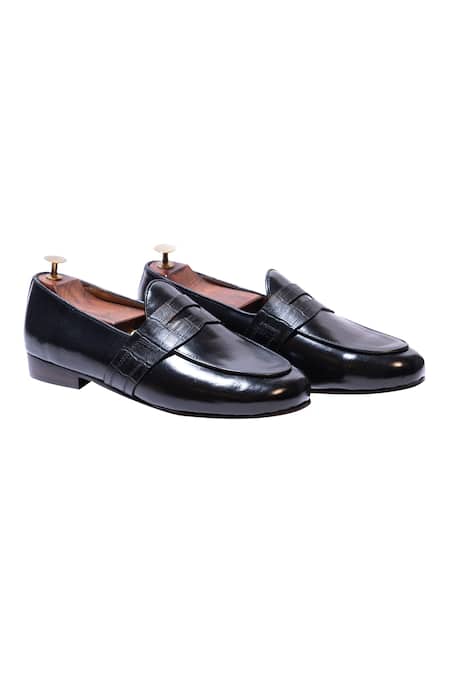 Artimen Black Handcrafted Crocodile Penny Loafers