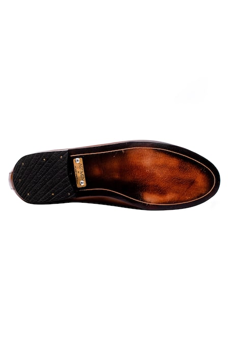 Buy_Artimen_Brown Hand Embroidered Tanta Juttis  _Online_at_Aza_Fashions