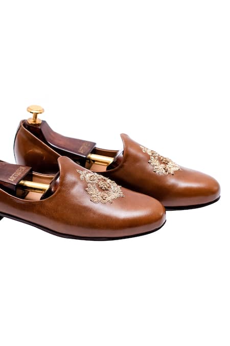 Shop_Artimen_Brown Hand Embroidered Tanta Juttis  _Online_at_Aza_Fashions