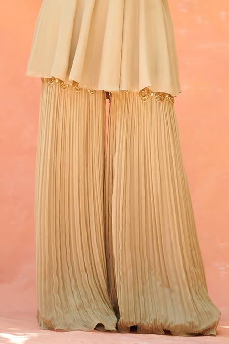 Shop Aman Takyar Green Georgette Scoop Neck Embroidered Kurta And Sharara Online at Aza Fashions Shop_Aman Takyar_Green Georgette Scoop Neck Embroidered Kurta And Sharara _Online_at_Aza_Fashions