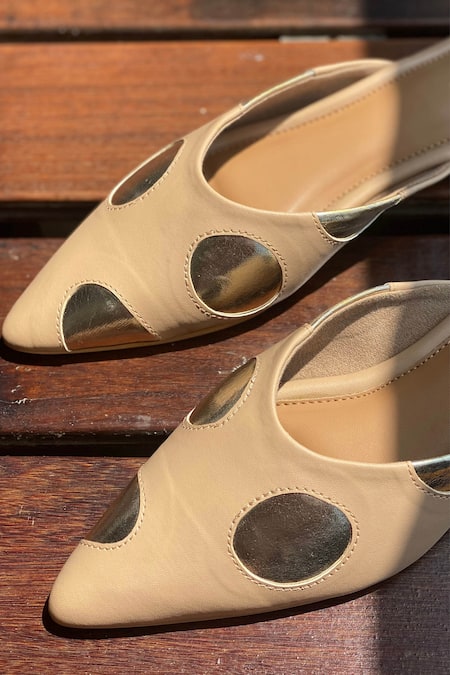 Ame Beige Printed Vegan Leather Toe Flats