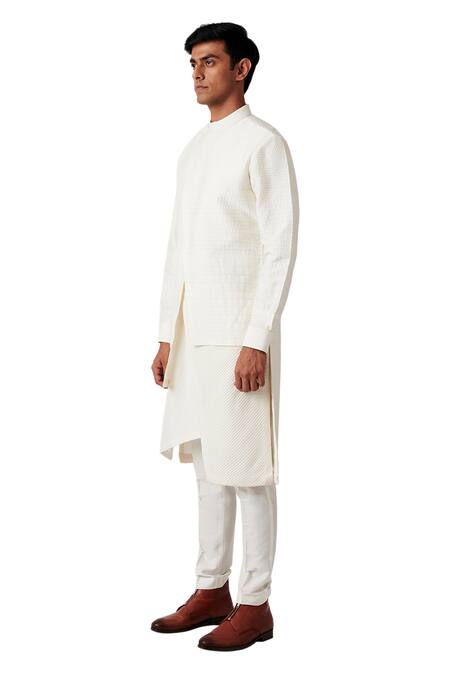 Amaare White Wool Blend Asymmetric Pintuck Kurta Set Online at Aza Fashions Amaare_White Wool Blend Asymmetric Pintuck Kurta Set _Online_at_Aza_Fashions