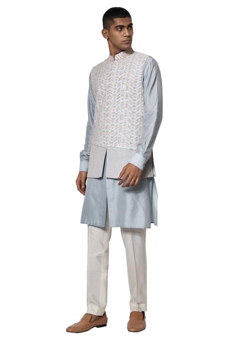 Shop Amaare Blue Cotton Silk Embroidered Bundi And Kurta Set at Aza Fashions Shop_Amaare_Blue Cotton Silk Embroidered Bundi And Kurta Set _at_Aza_Fashions