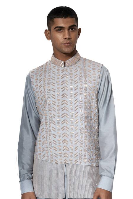 Amaare Blue Cotton Silk Embroidered Bundi And Kurta Set Online at Aza Fashions Amaare_Blue Cotton Silk Embroidered Bundi And Kurta Set _Online_at_Aza_Fashions