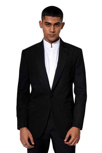 Buy Amaare Black Wool Blend Embroidered Tuxedo And Pant Set at Aza Fashions Buy_Amaare_Black Wool Blend Embroidered Tuxedo And Pant Set _at_Aza_Fashions