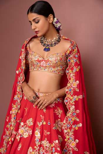 Tamanna Punjabi Kapoor_Red Georgette Sweetheart Neck Embroidered Bridal Lehenga Set _Online_at_Aza_Fashions