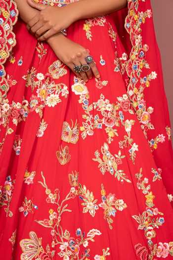 Buy_Tamanna Punjabi Kapoor_Red Georgette Sweetheart Neck Embroidered Bridal Lehenga Set _Online_at_Aza_Fashions