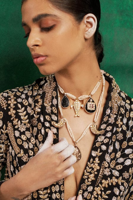 Shop Sangeeta Boochra X Payal Singhal Silver Plated Amira Kundan Embellished Pendant Necklace Online at Aza Fashions Shop_Sangeeta Boochra X Payal Singhal_Silver Plated Amira Kundan Embellished Pendant Necklace _Online_at_Aza_Fashions