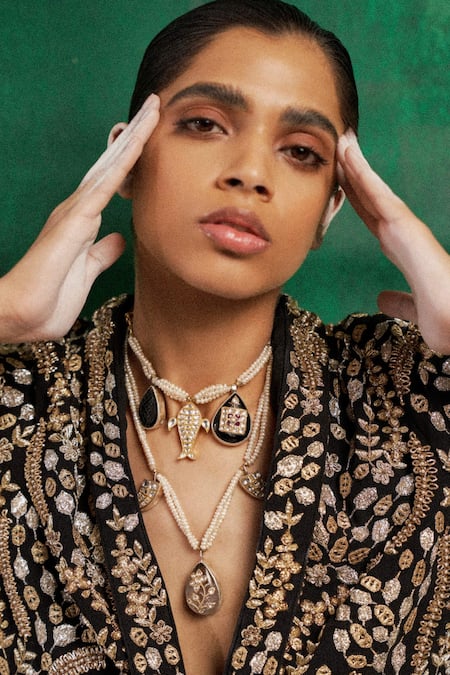 Sangeeta Boochra X Payal Singhal Silver Plated Amira Kundan Embellished Pendant Necklace at Aza Fashions Sangeeta Boochra X Payal Singhal_Silver Plated Amira Kundan Embellished Pendant Necklace _at_Aza_Fashions