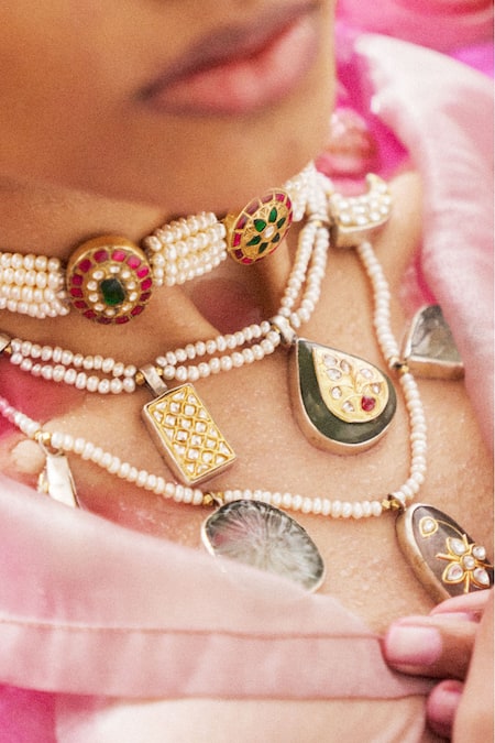 Sangeeta Boochra X Payal Singhal_Silver Plated Nagma Kundan Embellished Pendant Necklace _at_Aza_Fashions