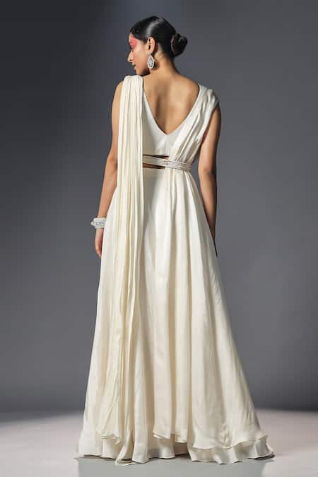 ISHA GUPTA TAYAL Skirt Set With Draped Cape 