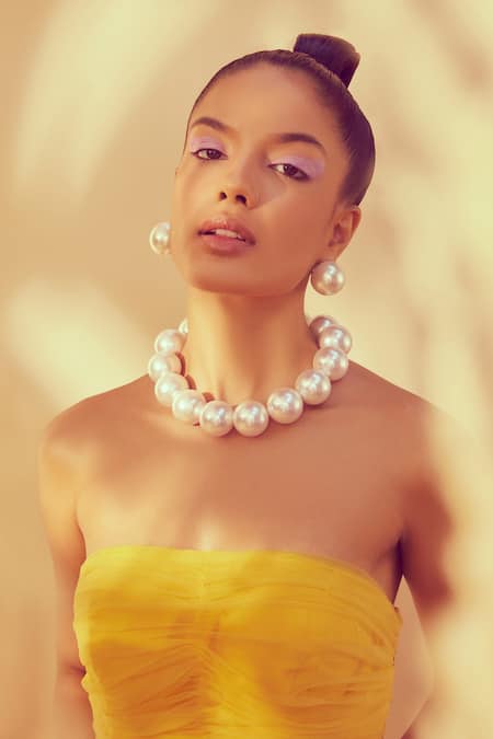 Anaash White Pearl Manufactured Wilma Oversize Necklace 