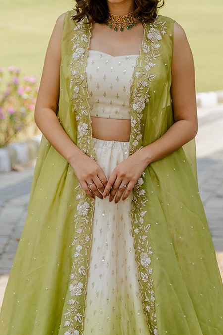 Lehenga - Buy Latest Designer Lehenga Collection Online 2024