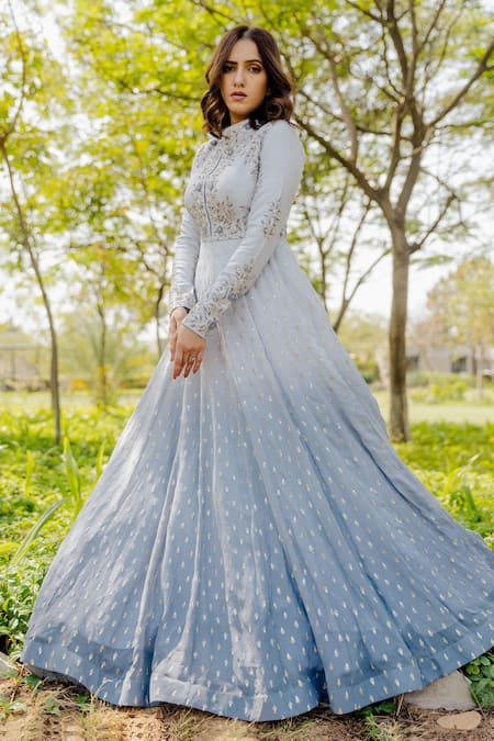 Anupraas By Nishant And Rahul Grey Georgette, Bemberg Silk Zardozi Mandarin Collar Embroidered Kalidar Kurta Online at Aza Fashions Anupraas By Nishant And Rahul_Grey Georgette, Bemberg Silk Zardozi Mandarin Collar Embroidered Kalidar Kurta _Online_at_Aza_Fashions