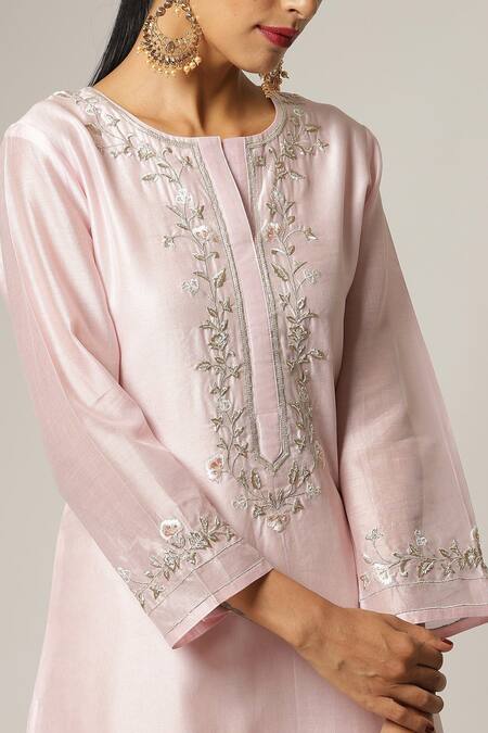 Shop Anantaa By Roohi Pink Silk Chanderi Embroidered Kurta Online at Aza Fashions Shop_Anantaa By Roohi_Pink Silk Chanderi Embroidered Kurta _Online_at_Aza_Fashions