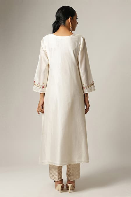 Shop_Anantaa By Roohi_White Silk Chanderi Embroidered Kurta _at_Aza_Fashions