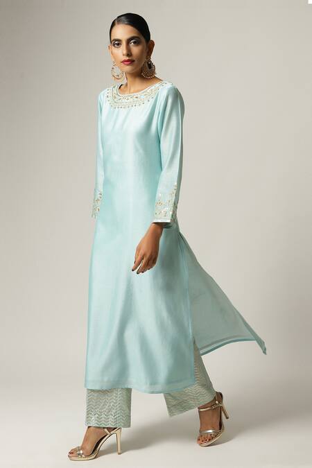 Buy_Anantaa By Roohi_Blue Silk Chanderi Embroidered Kurta _Online_at_Aza_Fashions