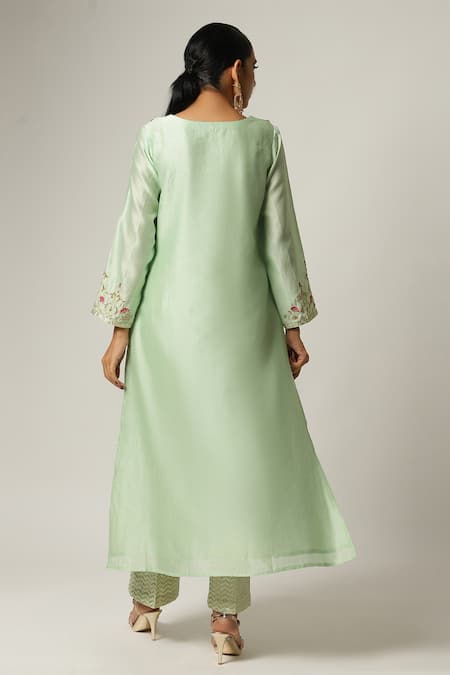 Anantaa By Roohi Embroidered Silk Chanderi Kurta 