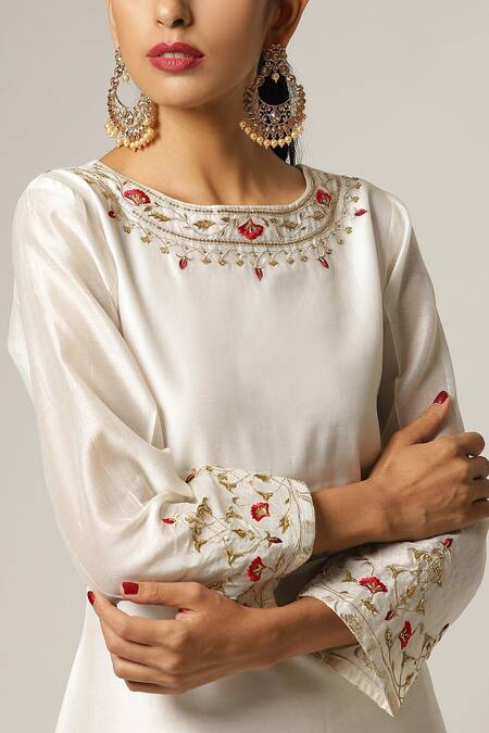 Shop_Anantaa By Roohi_White Silk Chanderi Embroidered Kurta _Online_at_Aza_Fashions