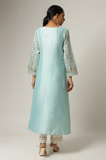 Anantaa By Roohi Embroidered Silk Chanderi Kurta 